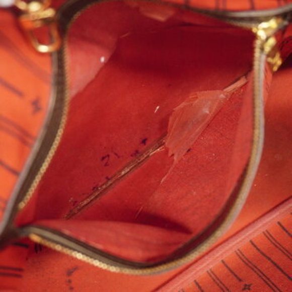 Louis Vuitton Damier Neverfull MM Tote Bag - Picture 6 of 13